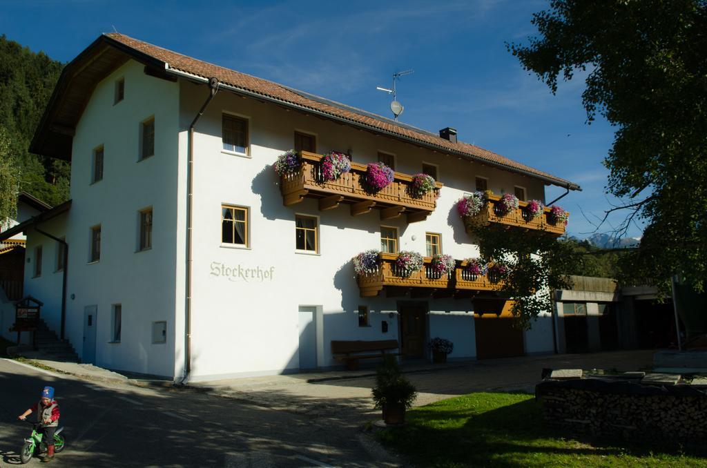 圣洛伦佐-迪塞巴托Stockerhof别墅 外观 照片